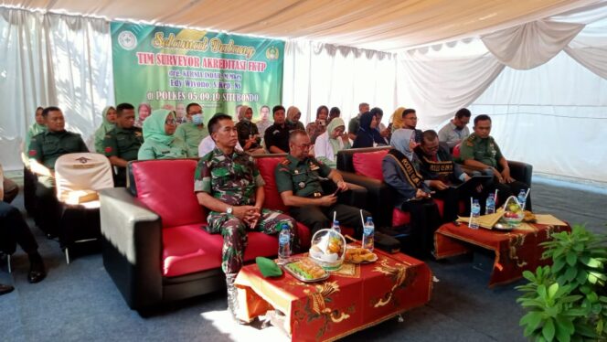 
 Dandim 0823 Situbondo diwakili Danramil Mangaran menghadiri Akreditasi FKTP dari Lipa Mitra Nusa di Polkes 05.09.19 Situbondo.