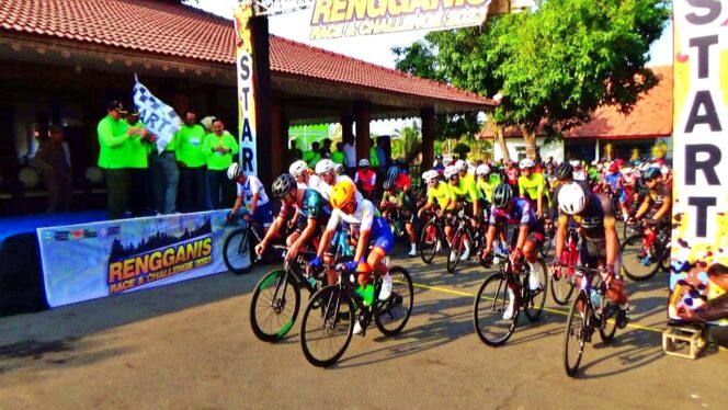 
 Bupati Situbondo, Bung Karna Lepas Event Sport Tourism Situbondo, Rengganis Race and Challenge 2023