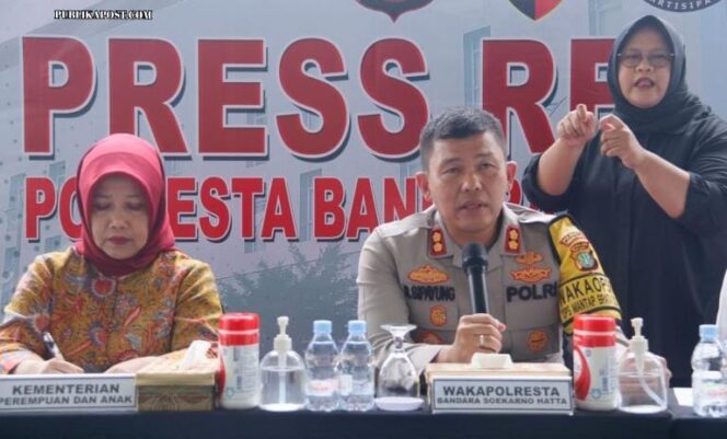 
 Keterangan Pers Wakapolresta Bandara Soekarno-Hatta AKBP Ronald Fredi Christian Sipayung