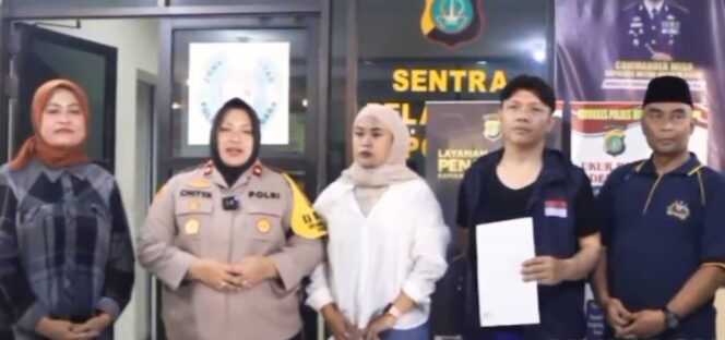 
 Kapolsek Jatinegara Di Dampingi Kanit PPA Polres Metro Jakarta Timur